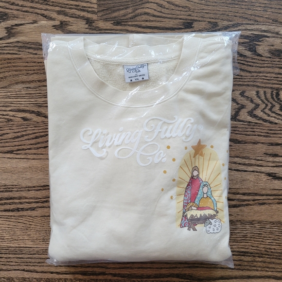 NEW XXL (2XL) Living Fully Co Reason for the Season Sweatshirt in Ivory - Picture 3 of 5